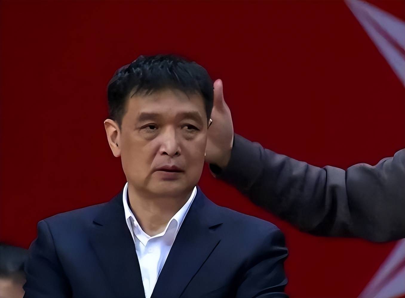 关于曝张庆鹏接替闵鹿蕾出任北控主帅休赛期将有球员变动的信息